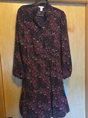 London Times Black Long-Sleeve Floral Tiered Dress with Pink and Red Flowers